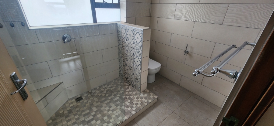 5 Bedroom Property for Sale in Dana Bay Western Cape